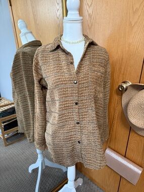 Woven Button-Front Shacket in sage Brown